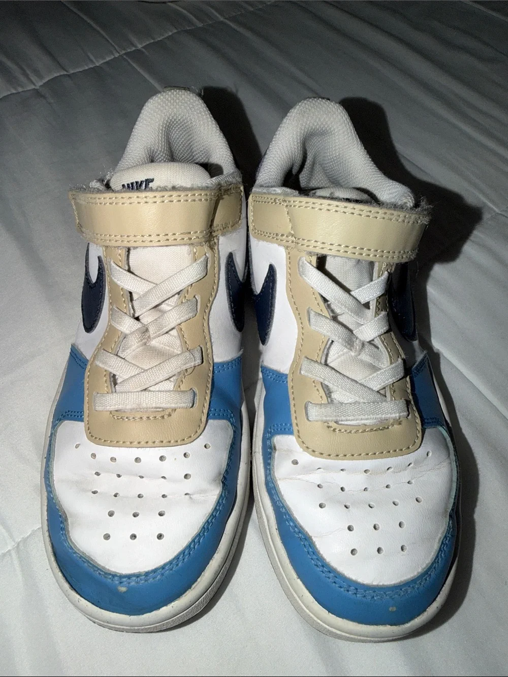 Nike classic low